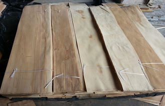 Les panneaux de plafond lissent le grain croisé coupé par couronne de placage de Birchwood