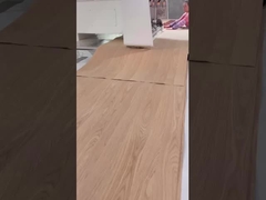 Plaque de placage naturelle tranchée en morceaux de chêne brun coupée en couronne pour contreplaqué