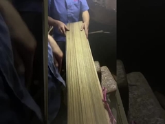 Veneur de teck coupé en quarts