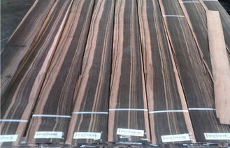 Placage de coupe de quart de bois d'ébène de Macassar, noir avec les lignes blanches