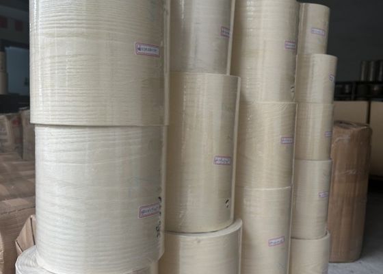 Faisceau de faisceau de bois blanc américain naturel avec le dos en laine