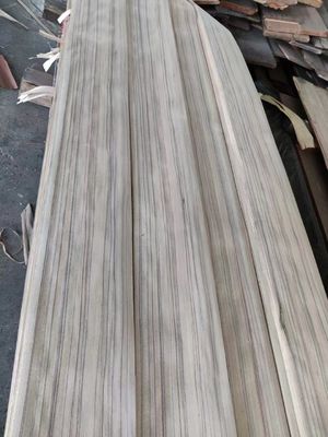 Coupe naturelle tranchée de couleur claire Paldao Carré en bois avec ligne noire
