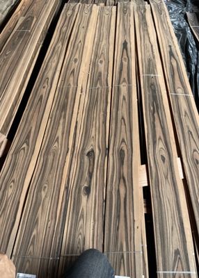 La meilleure qualité de feuille de placage en bois d'ébène naturel tranché en tranches pour contreplaqué