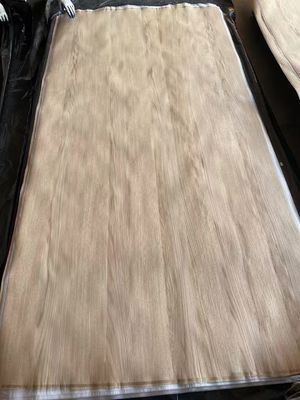 Coupe de faisceau de placage de couronne de chêne blanc américain en tranches naturelles