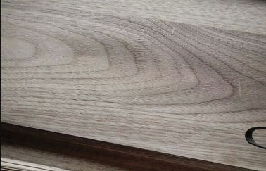 Décoration intérieure en bois de stratifié de contreplaqué de noix de coupe de couronne